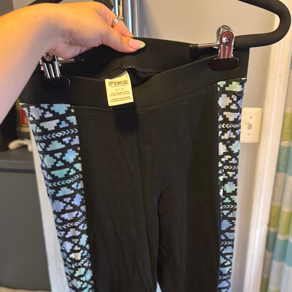 PINK Victoria's Secret Black Leggings with Stylish Side Accents
